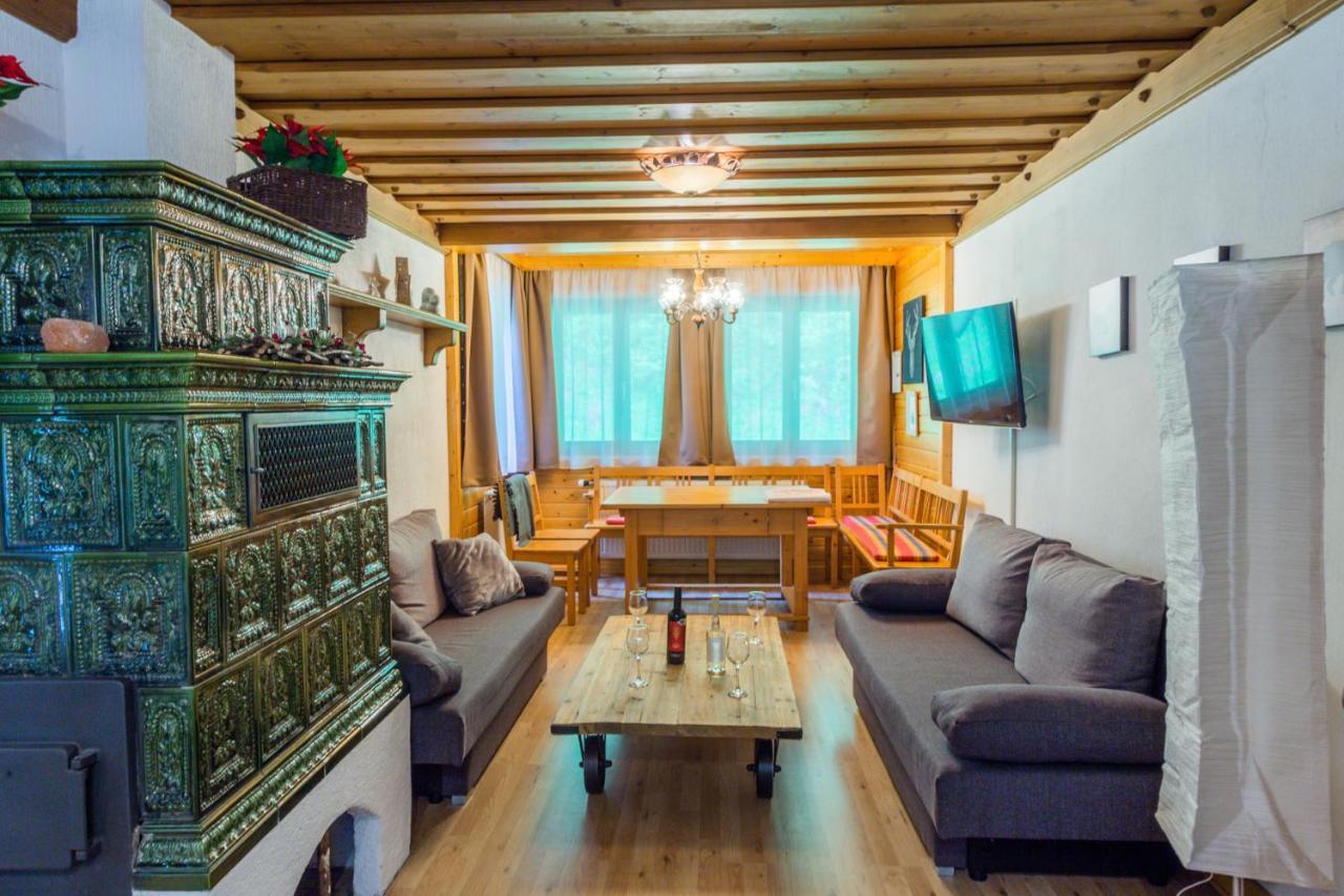 Four Seasons Lodge لاكينهوف المظهر الخارجي الصورة